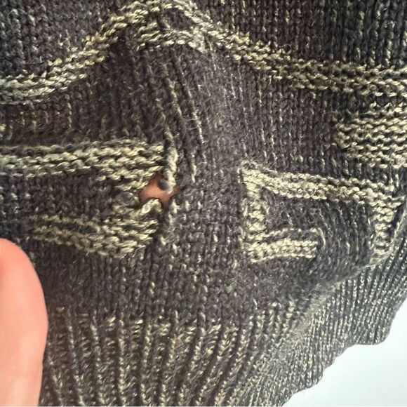 Vintage 90’s Men's Black/Grey Sweater Sz Large 100% ACRYLIC/vegan leather - Picture 12 of 12